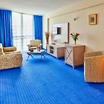 Otel Club Sunny