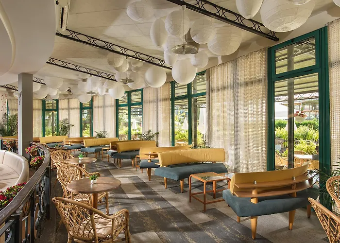 Szálloda Club Sunny 4*