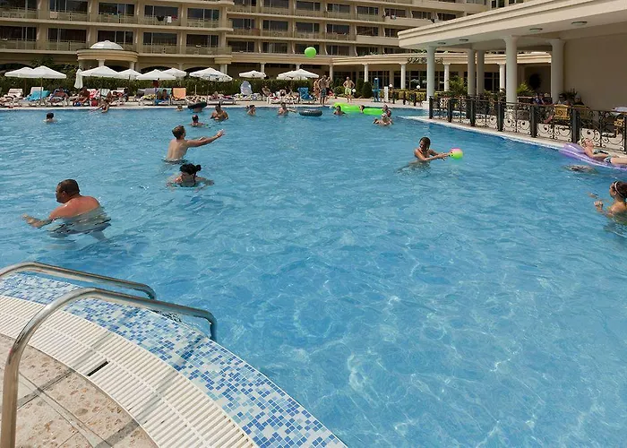 Szálloda Club Sunny 4*